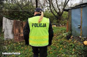 Lubuskie: Reakcja Policji i mieszkańców uchroniła mężczyznę przed wychłodzeniem