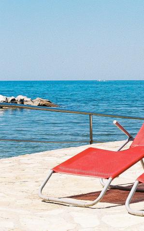 Tylko co dziesiąty urlopowicz korzysta z usług biur podróży